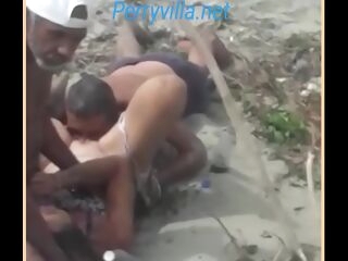 Three way in the sand caught
