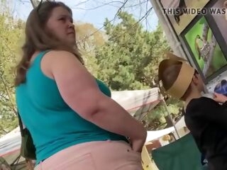 pawg mother in pinkish shorts