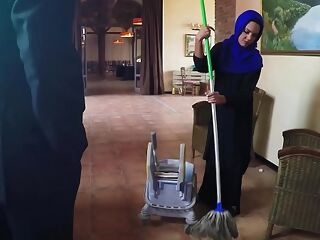 arabs unsheathed scanty janitor gets additional money from manager in swap for hook-up